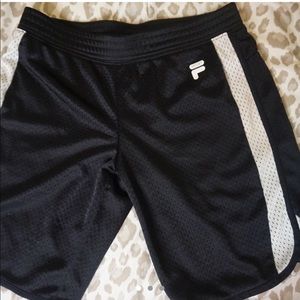 Fila shorts 💕🖤
